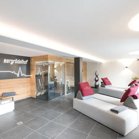 Chalet-ferienwohnung Schlossblick, 51 Qm, Wellness/fitness/sauna - Bergroedelhof * Feilitzsch